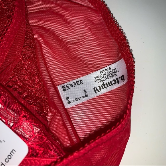 New b.tempted lace bikini small - Picture 4 of 5